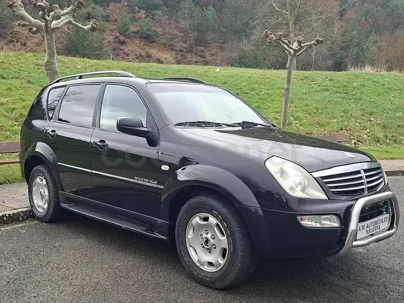 Usado SsangYong Rexton 165 CV (121 kW) 2005 Negro SUV