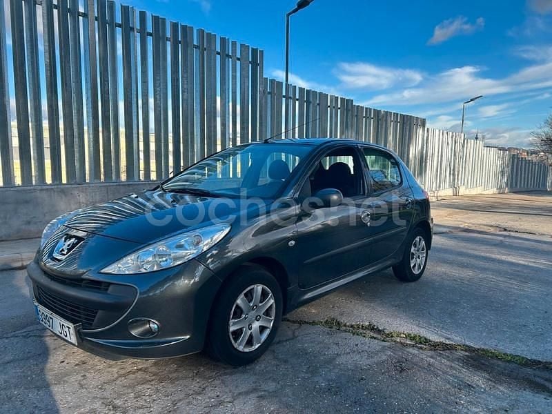 Beige Usado 2011 Peugeot 206+ Utilitario | 3900 € (Buen precio) - Imagen 1/4