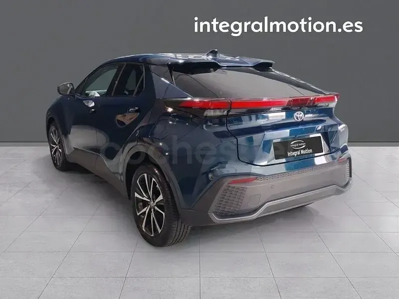 Usado Toyota C-HR Advance 140 CV (102 kW) 2024 Azul SUV