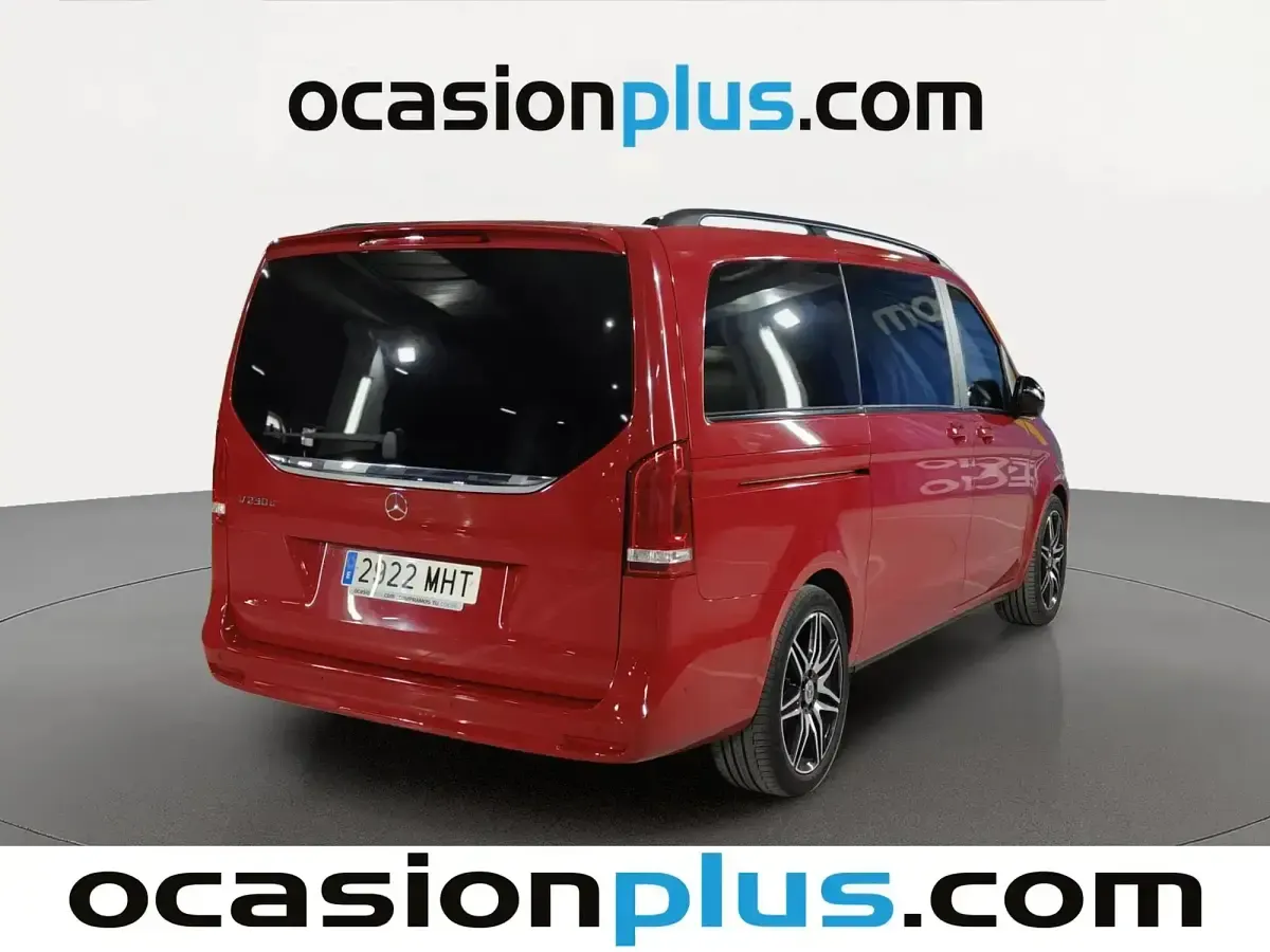 Usado Mercedes V250 Avantgarde 190 CV (139 kW) 2023 Rojo Monovolumen
