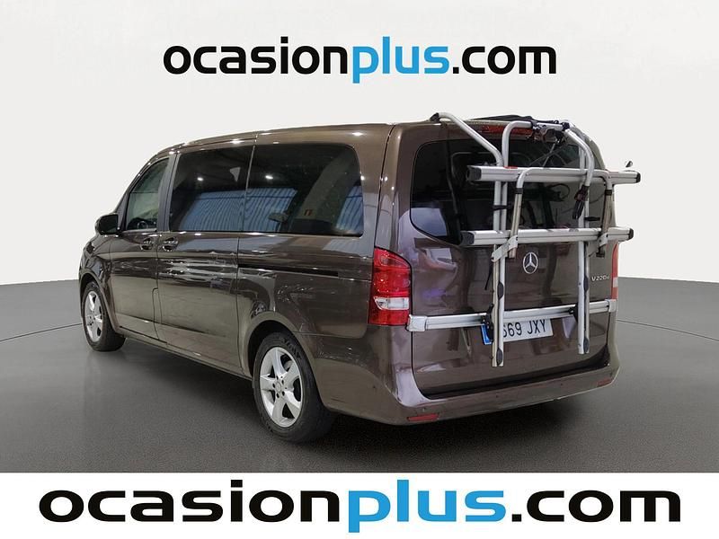 Usado Mercedes V220 Avantgarde 163 CV (119 kW) 2017 Marrón Monovolumen