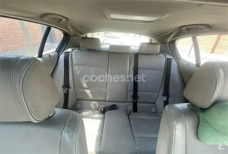 Usado BMW 120 163 CV (119 kW) 2005 Negro Utilitario