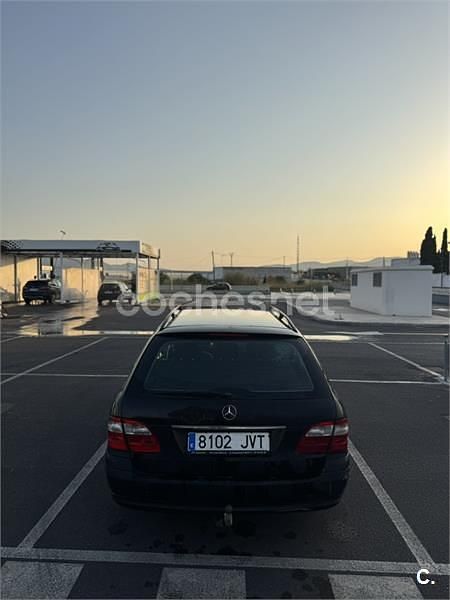 Azul Usado 2003 Mercedes E220 Avantgarde Familiar | 4400 € (Super precio) - Imagen 1/4