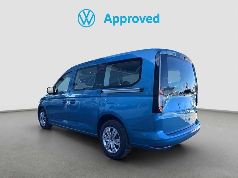 Usado VW Caddy Maxi 102 CV (75 kW) 2025 Azul Monovolumen