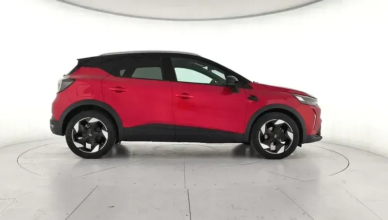 Usado Renault Captur Techno 100 CV (73 kW) 2025 Rojo SUV