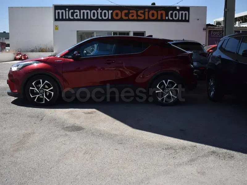 Usado Toyota C-HR Plus 122 CV (89 kW) 2019 Granate SUV