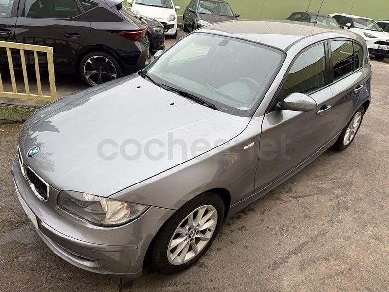 Usado BMW 116 122 CV (89 kW) 2009 Gris / plata Utilitario