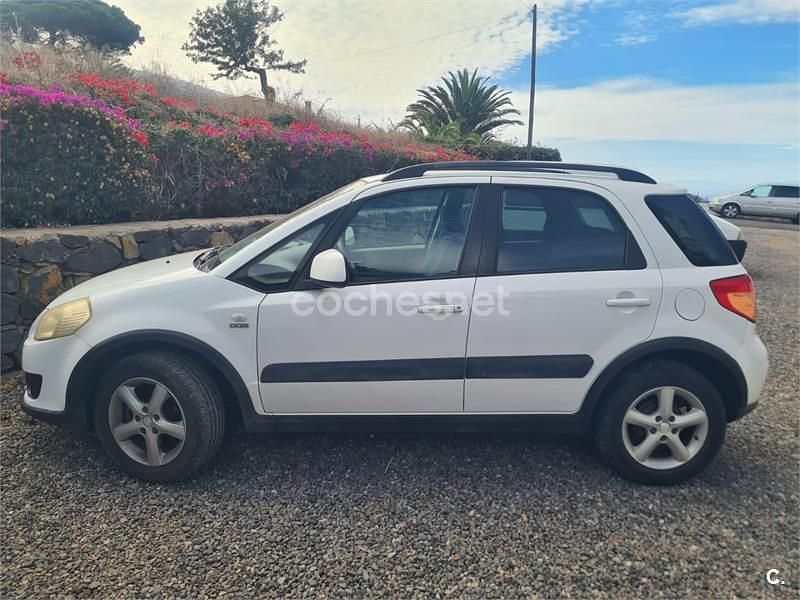 Blanco Usado 2007 Suzuki SX4 GLX SUV | 3450 € (Buen precio) - Imagen 1/3