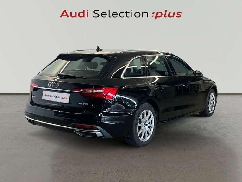 Usado Audi A4 Advanced 163 CV (119 kW) 2021 Negro Familiar