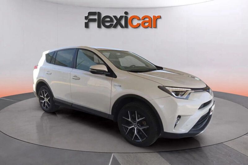 Blanco Usado 2018 Toyota RAV4 Hybrid Advance SUV | 22.090 € (Super precio) - Imagen 1/4