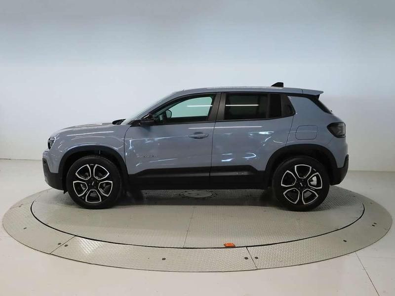 Usado Jeep Avenger Summit 101 CV (74 kW) 2025 Gris SUV