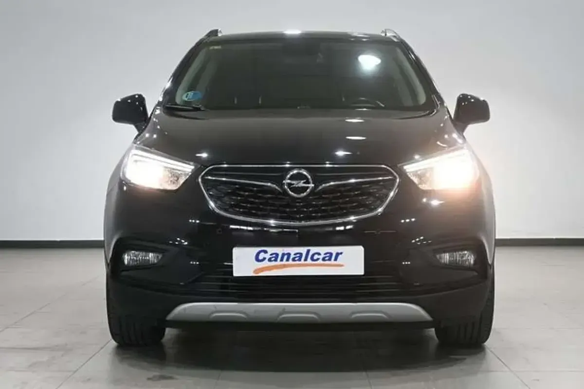 Usado Opel Mokka 140 CV (102 kW) 2018 Negro SUV