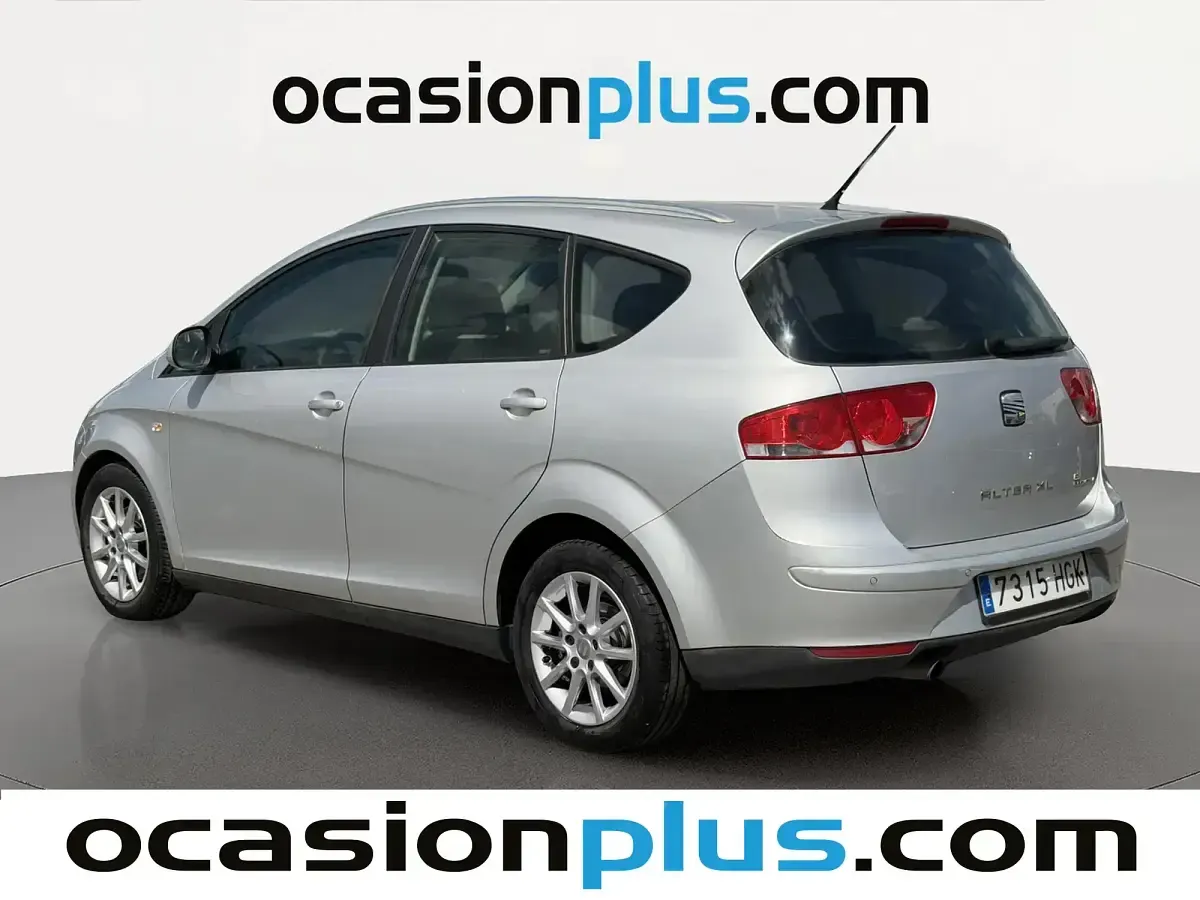 Usado Seat Altea Ecomotive 105 CV (77 kW) 2011 Gris Monovolumen