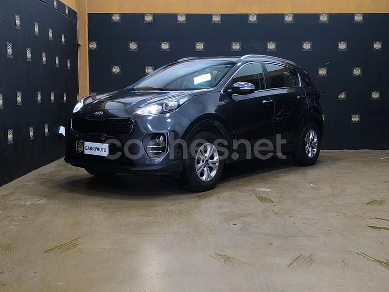 Gris / plata Usado 2017 Kia Sportage SUV | 10.990 € (Precio justo) - Imagen 1/4