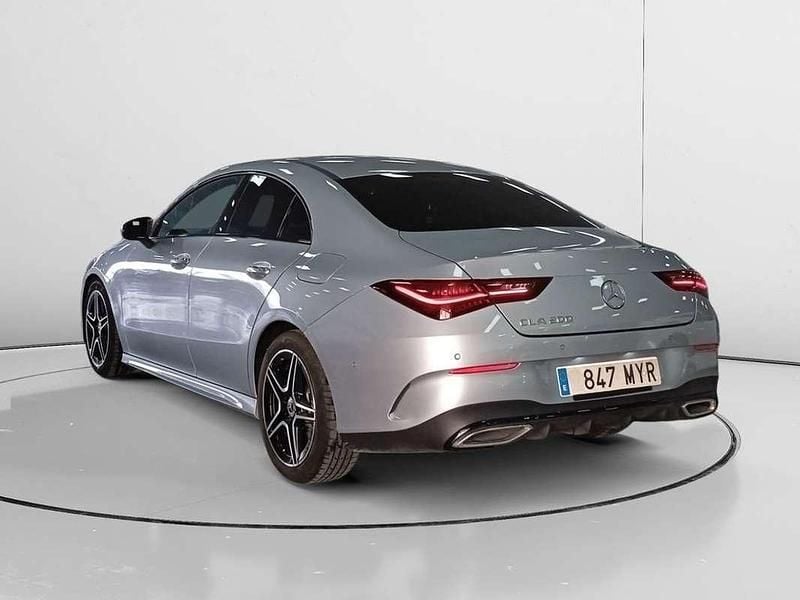 Usado Mercedes CLA200 165 CV (121 kW) 2025 Gris Berlina