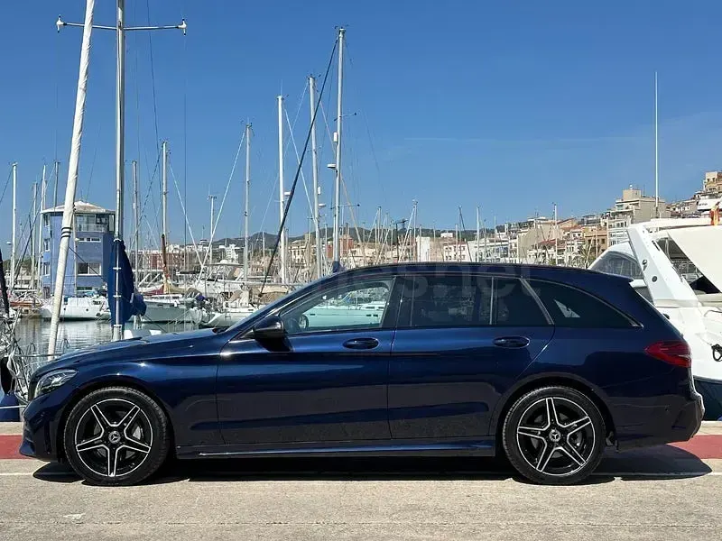 Usado Mercedes C220 194 CV (142 kW) 2019 Azul Familiar