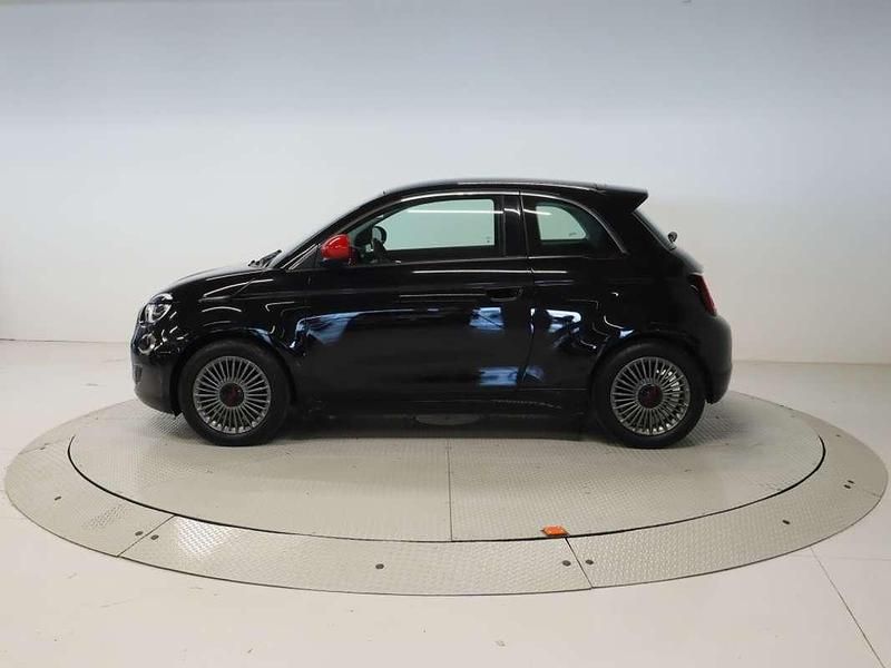 Usado Fiat 500e Red 86 kW (118 CV) 2022 Negro Berlina