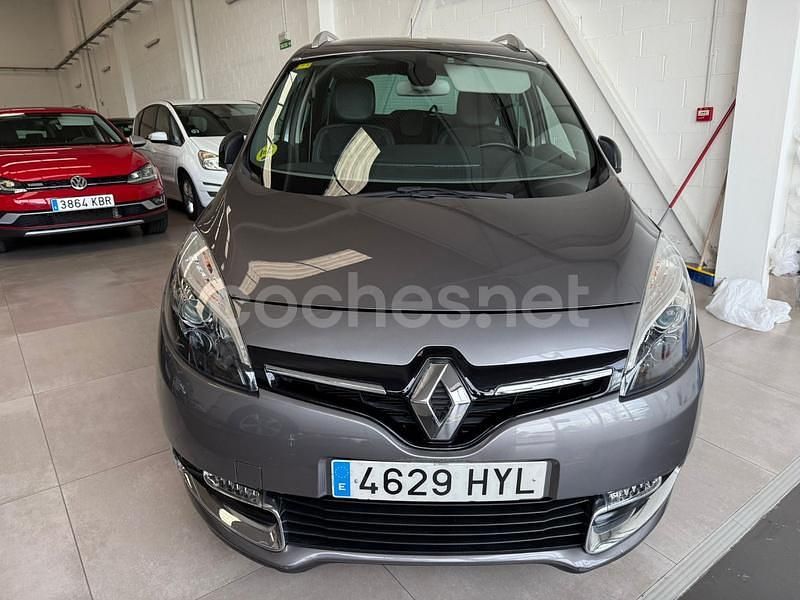 Usado Renault Grand Scénic III Bose Edition 110 CV (80 kW) 2014 Beige Monovolumen