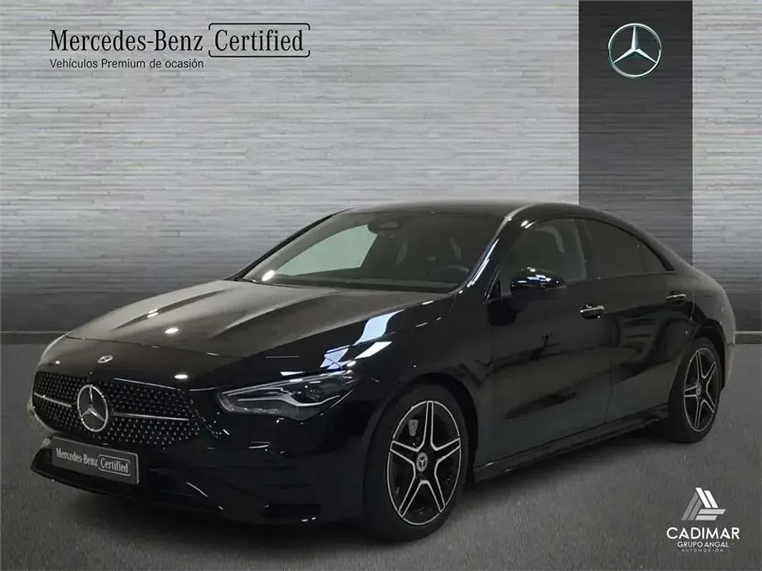 Usado Mercedes CLA200 163 CV (119 kW) 2025 Berlina