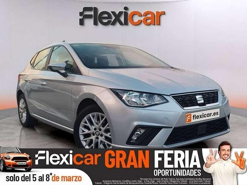 Usado Seat Ibiza Reference 95 CV (69 kW) 2018 Gris Utilitario