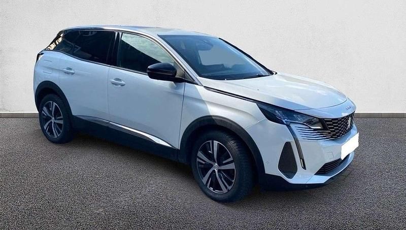 Usado Peugeot 3008 Allure 129 CV (94 kW) 2019 Blanco SUV