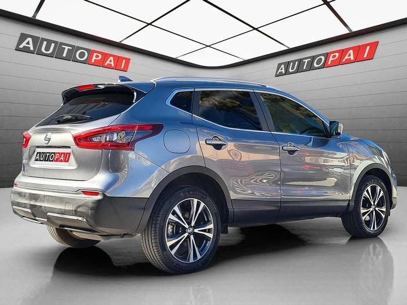 Usado Nissan Qashqai Visia 116 CV (85 kW) 2021 Gris SUV