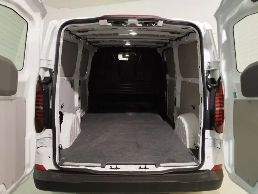 Usado VW T7 150 CV (110 kW) 2025 Van