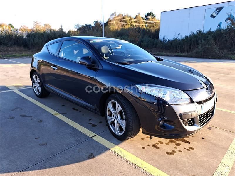 Azul Usado 2010 Renault Mégane III Dynamique Berlina | 4100 € - Imagen 1/4