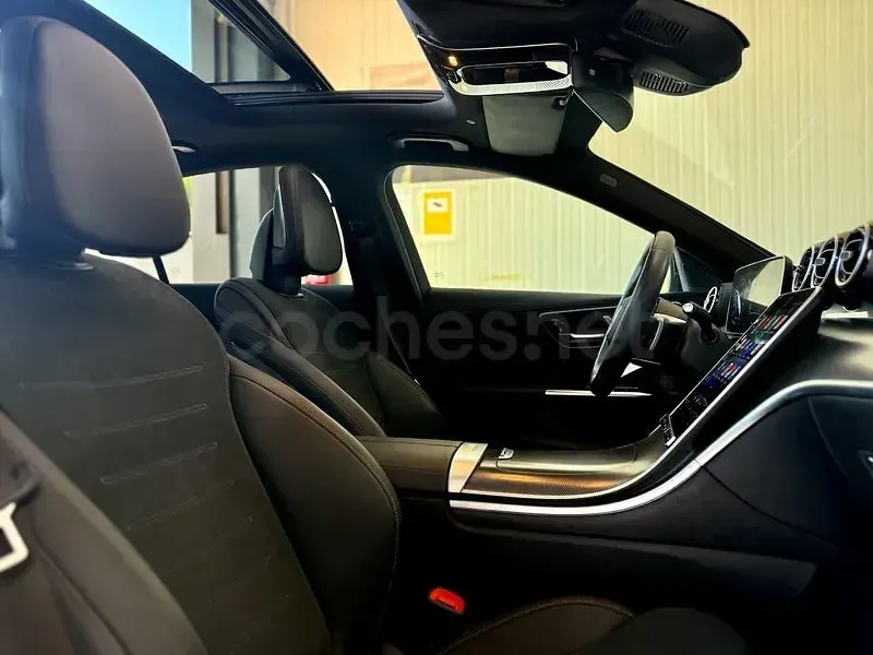 Usado Mercedes C220 200 CV (147 kW) 2024 Gris / plata Berlina