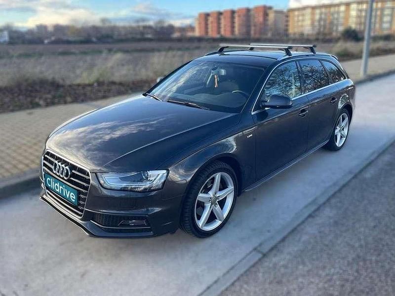 Usado Audi A4 Premium 150 CV (110 kW) 2015 Negro Familiar