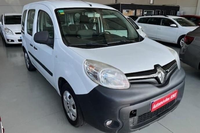Usado Renault Kangoo 90 CV (66 kW) 2018 Blanco Monovolumen