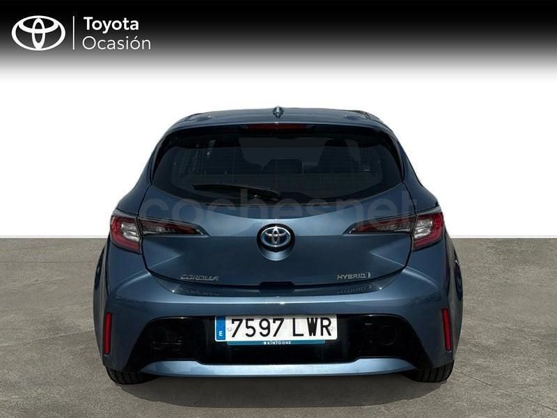 Usado Toyota Corolla Active 122 CV (89 kW) 2022 Azul Berlina