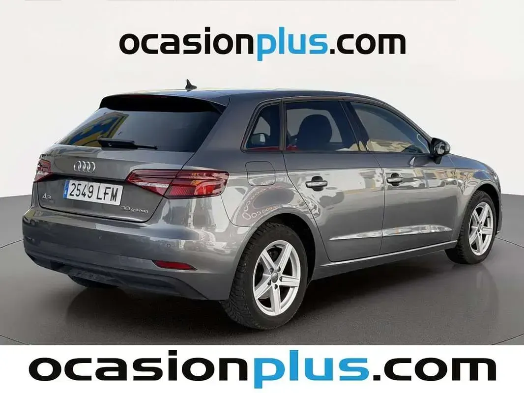 Usado Audi A3 Sportback g-tron 131 CV (96 kW) 2020 Azul Utilitario