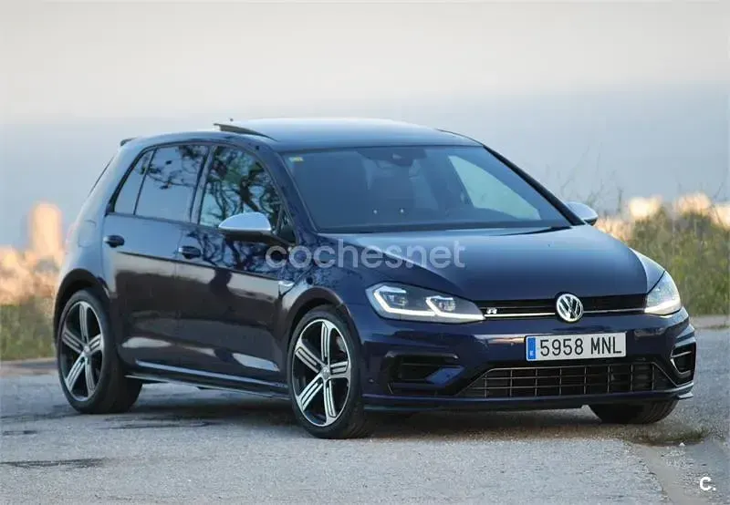 Usado VW Golf VII R 310 CV (228 kW) 2017 Azul Berlina