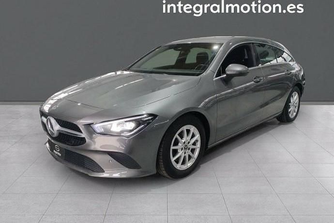 Gris Usado 2021 Mercedes CLA200 Shooting Brake Familiar | 25.800 € (Super precio) - Imagen 1/4