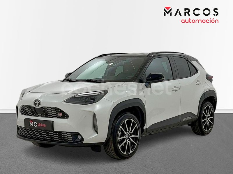 Blanco Usado 2024 Toyota Yaris Cross Sport SUV | 28.900 € - Imagen 1/4