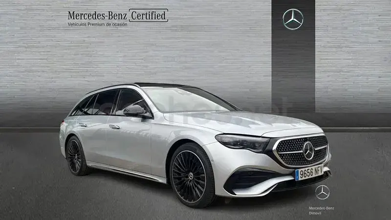 Usado Mercedes E450 367 CV (269 kW) 2025 Gris / plata Familiar