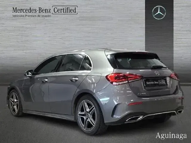 Usado Mercedes A200 163 CV (119 kW) 2022 Gris montaña