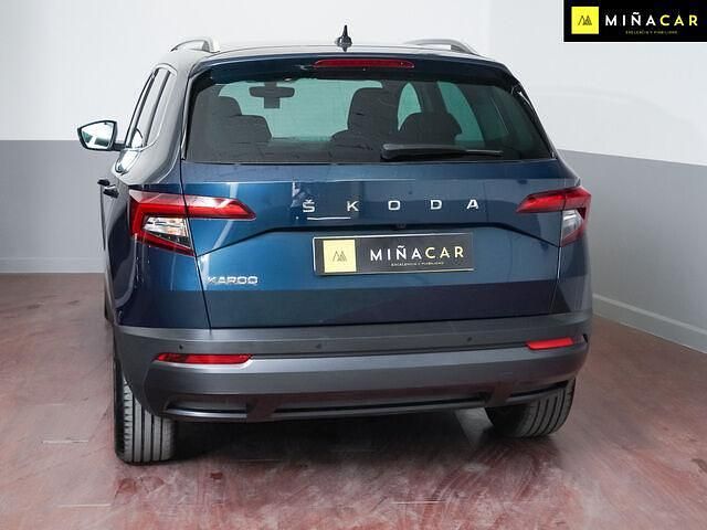 Usado Skoda Karoq Style 150 CV (110 kW) 2022 Azul SUV