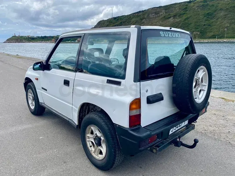 Usado Suzuki Vitara 75 CV (55 kW) 1997 Blanco SUV
