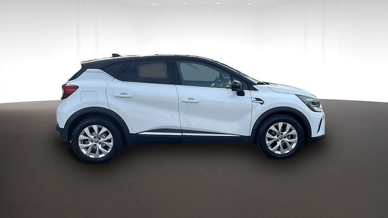 Usado Renault Captur Zen 140 CV (102 kW) 2021 Blanco nacarado con techo negro SUV
