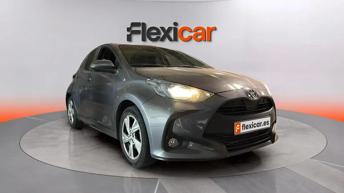 Usado Toyota Yaris Hybrid Active 116 CV (85 kW) 2025 Berlina