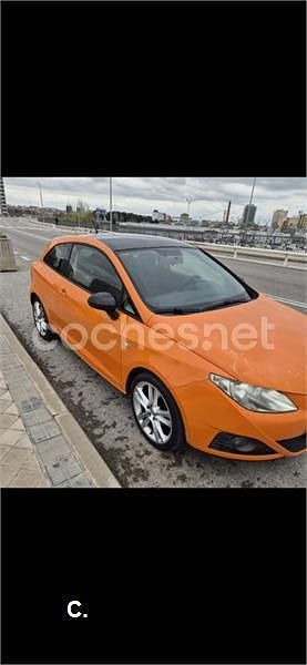 Usado Seat Ibiza SC Stylance 85 CV (62 kW) 2010 Naranja Utilitario