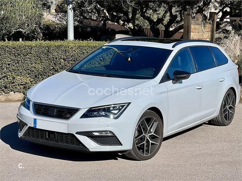 Usado Seat Leon ST FR 180 CV (132 kW) 2017 Blanco Familiar