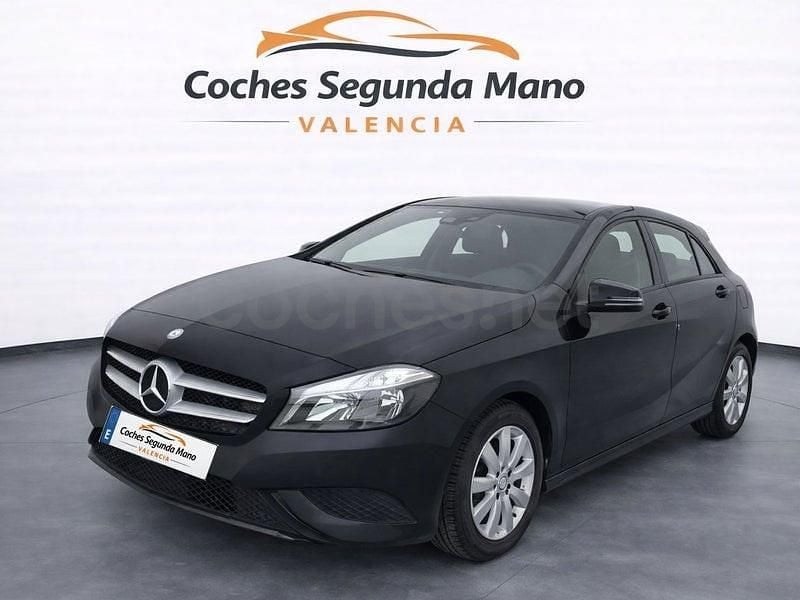 Usado Mercedes A180 Urban 122 CV (89 kW) 2014 Negro Berlina