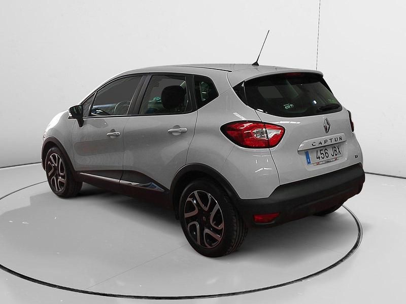 Usado Renault Captur Intens 91 CV (66 kW) 2014 Beige SUV