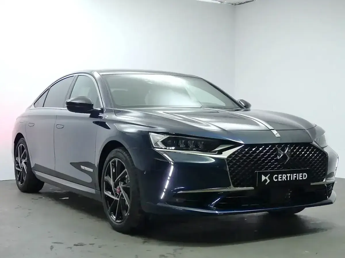 Usado DS Automobiles DS9 Performance Line Plus 225 CV (165 kW) 2021 Azul Berlina