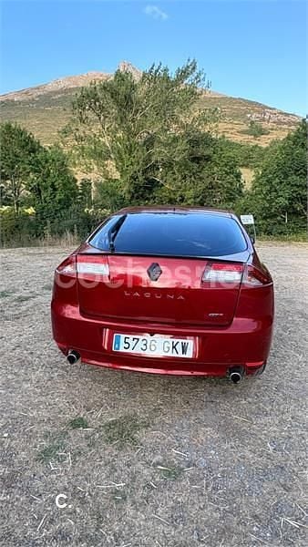 Usado Renault Laguna III GT 180 HP (132 kW) 2009 Vermelho Sedan