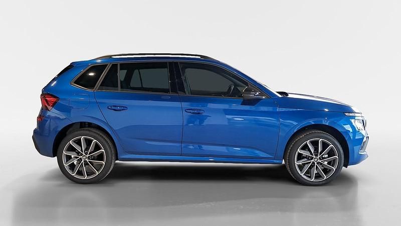 Usado Skoda Kamiq Sport 115 CV (84 kW) 2025 Azul SUV
