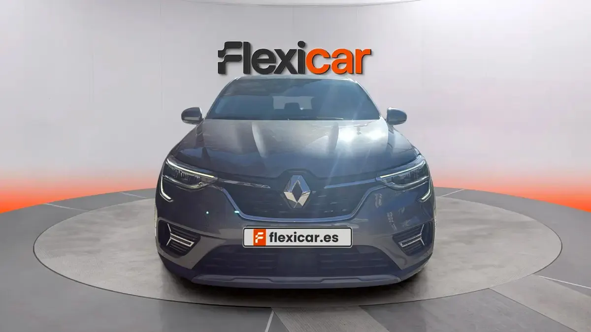 Usado Renault Arkana 145 CV (106 kW) 2022 Gris SUV